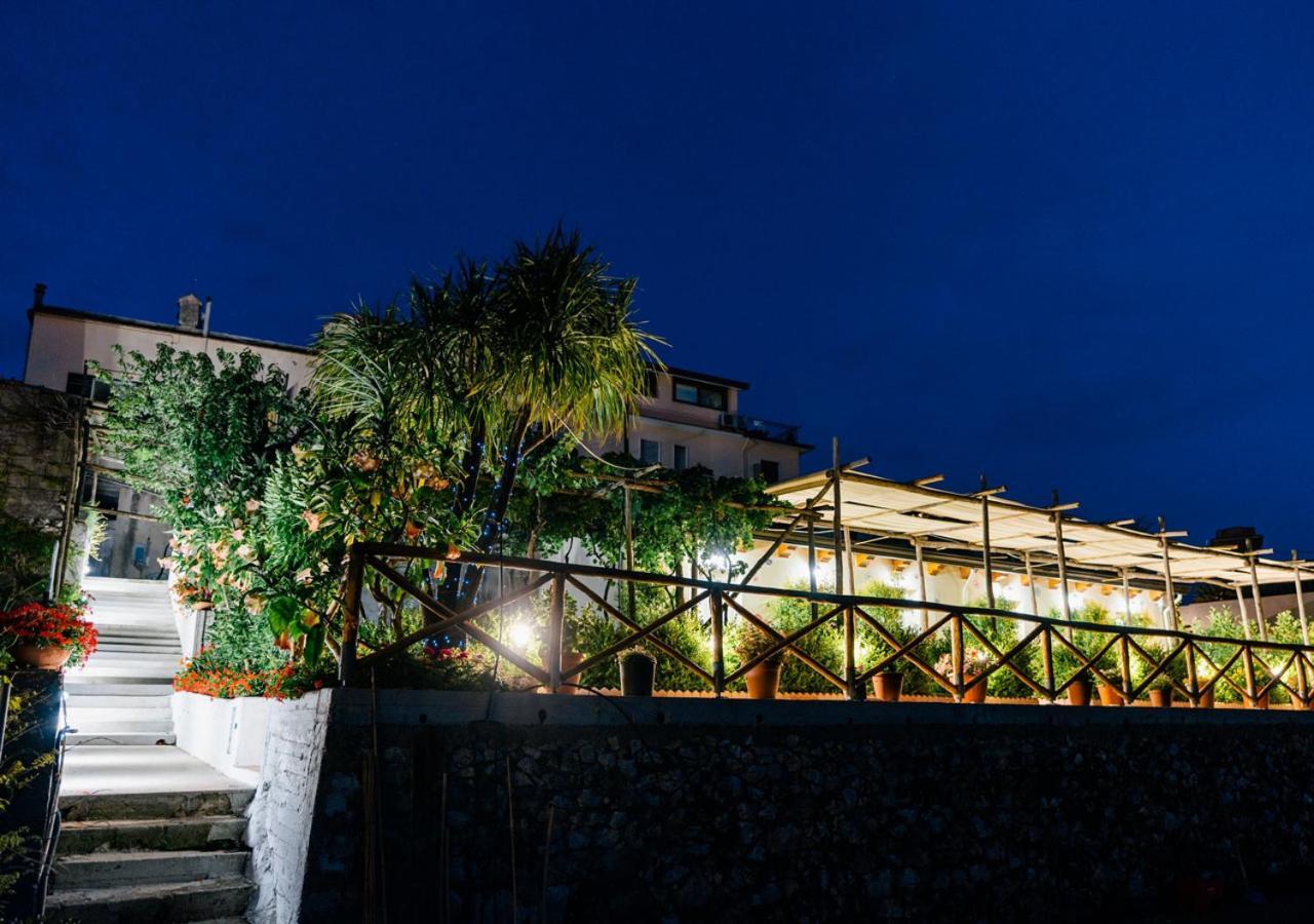 La Margherita Fiorita Ravello Bagian luar foto