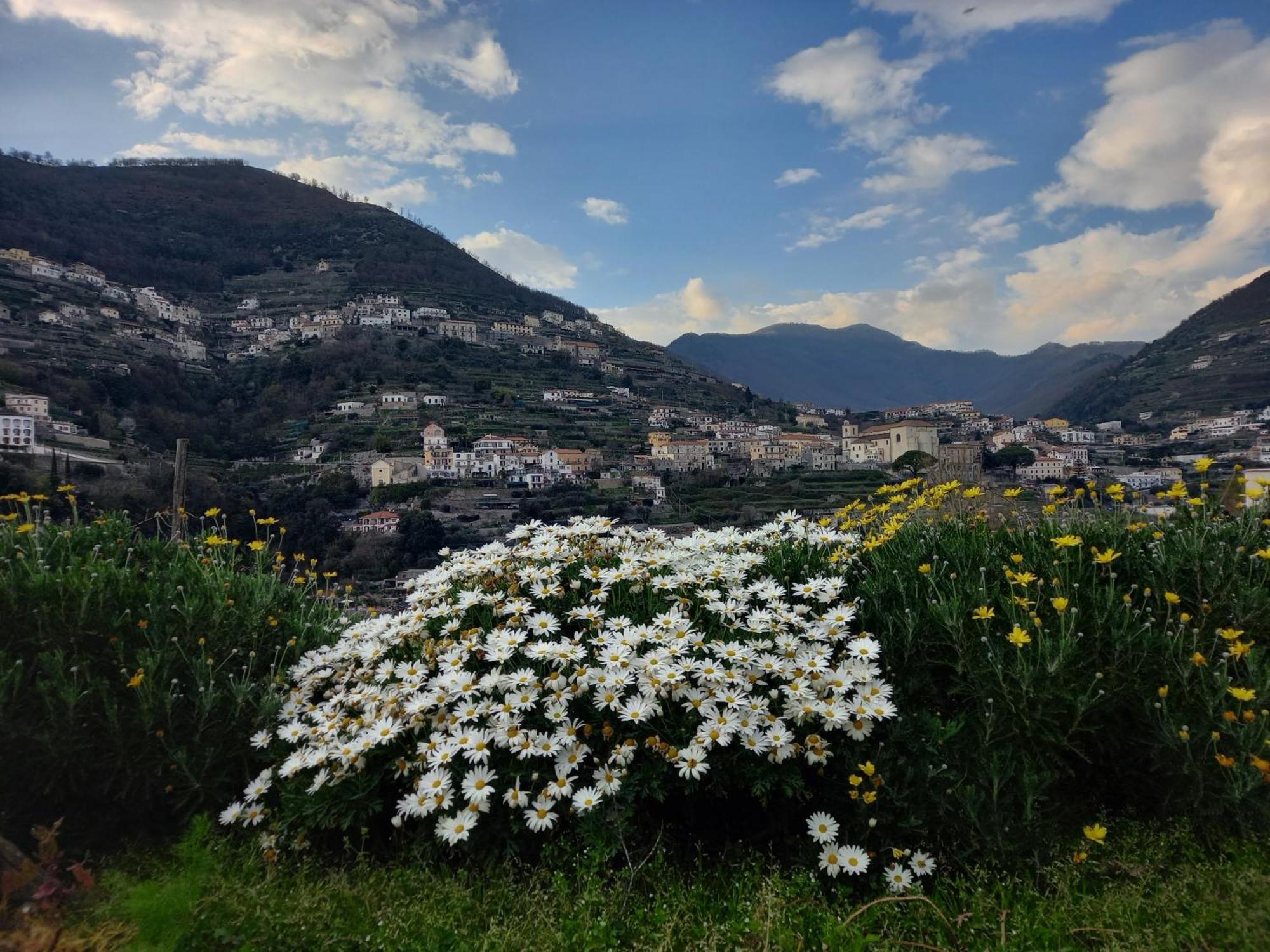 La Margherita Fiorita Ravello Bagian luar foto